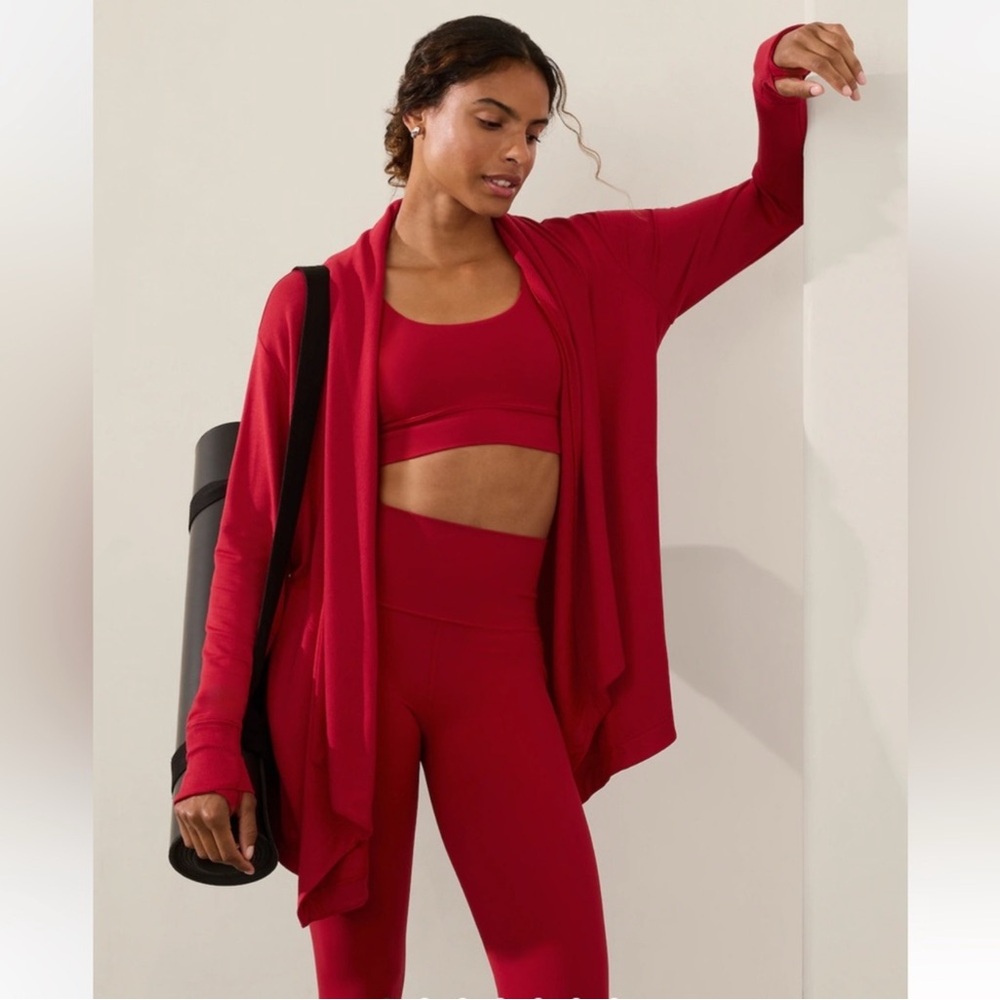 Athleta NWT Panayama Restore Wrap